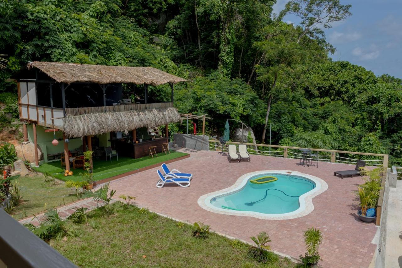 Auguste Holiday Residence Anse Etoile Екстериор снимка