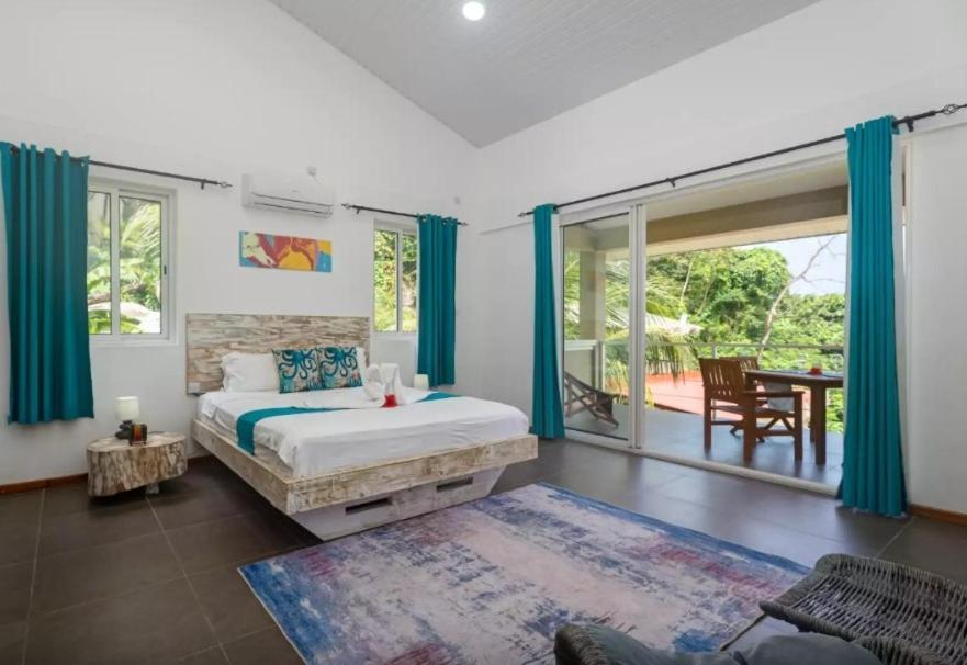 Auguste Holiday Residence Anse Etoile Екстериор снимка