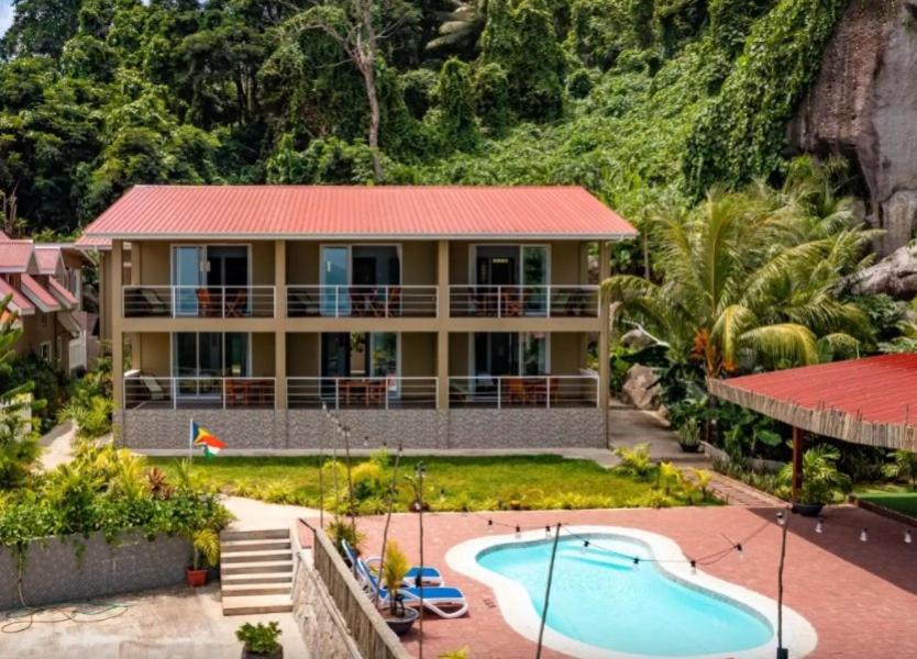 Auguste Holiday Residence Anse Etoile Екстериор снимка