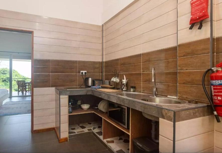 Auguste Holiday Residence Anse Etoile Екстериор снимка